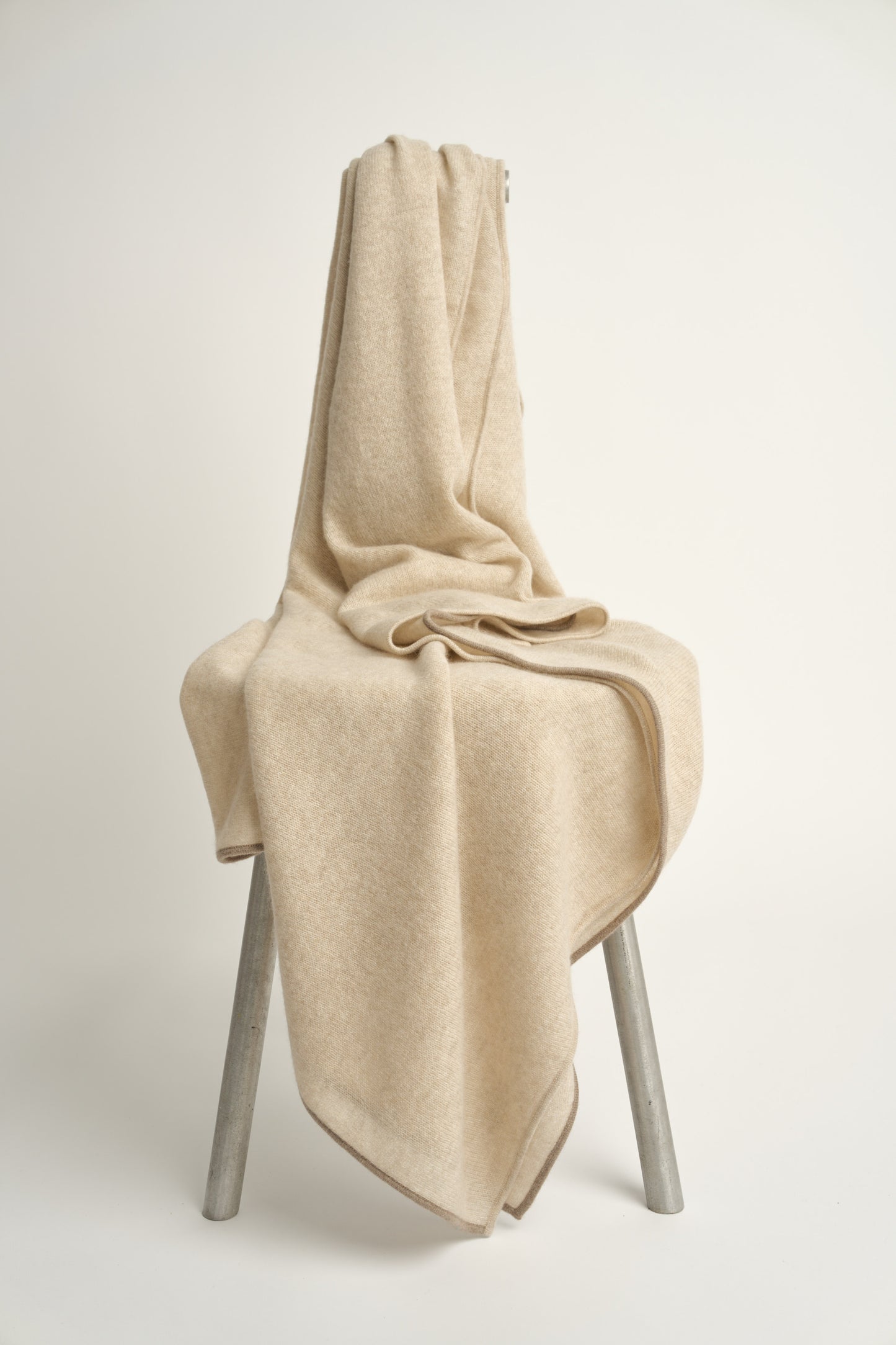 Daya Throw