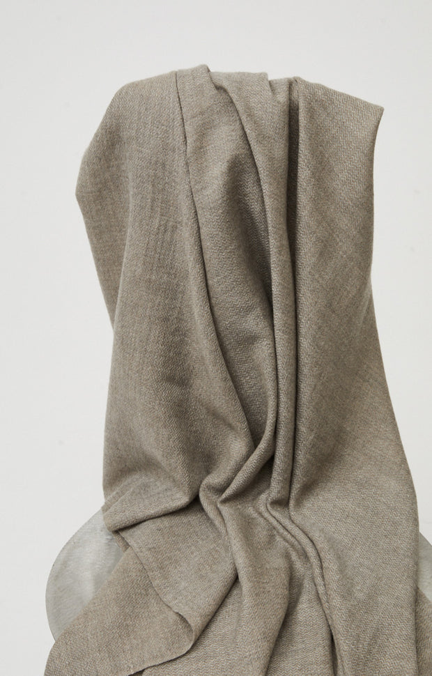Saan Cashmere Throw in Grey & Taupe