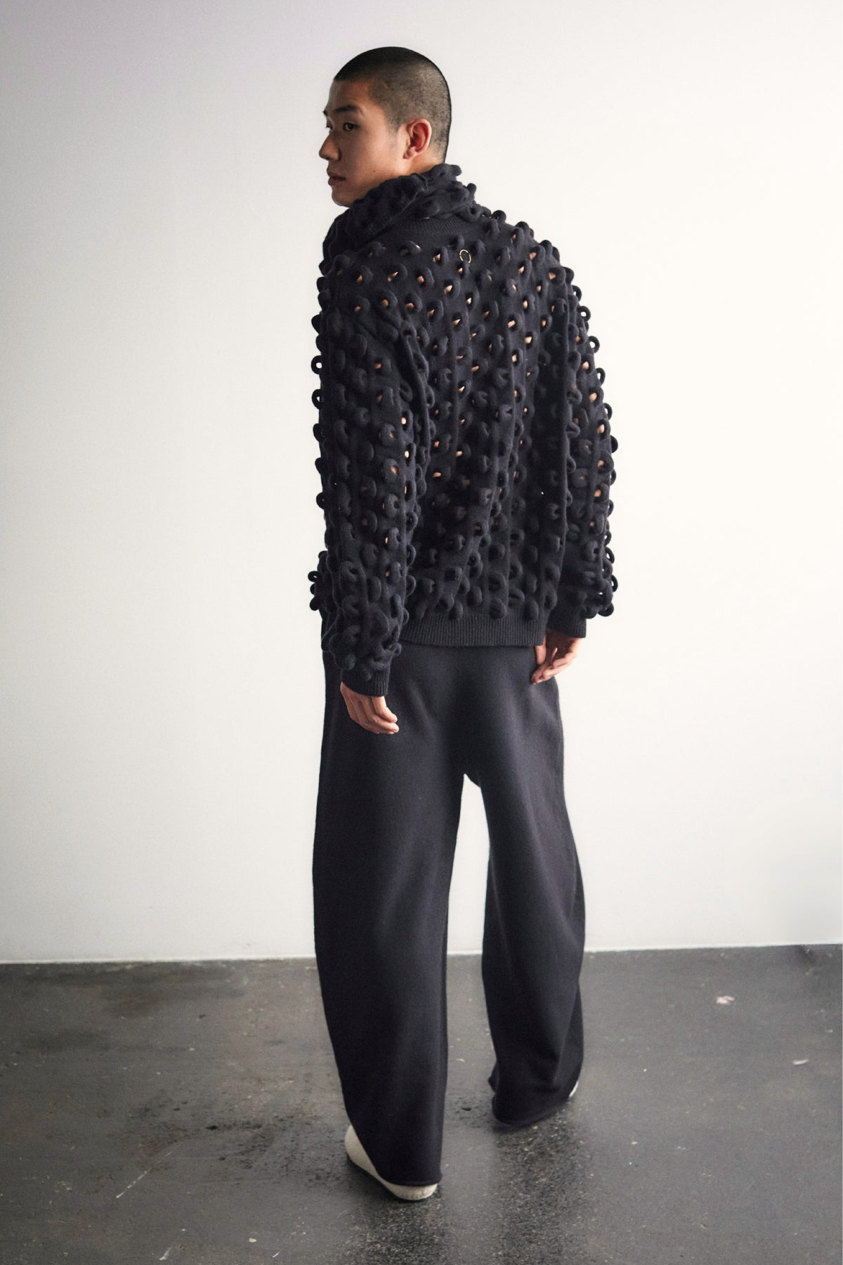 Marui Sweater in Black
