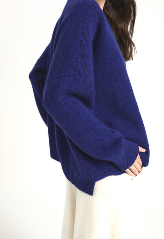 Aila Sweater in Black