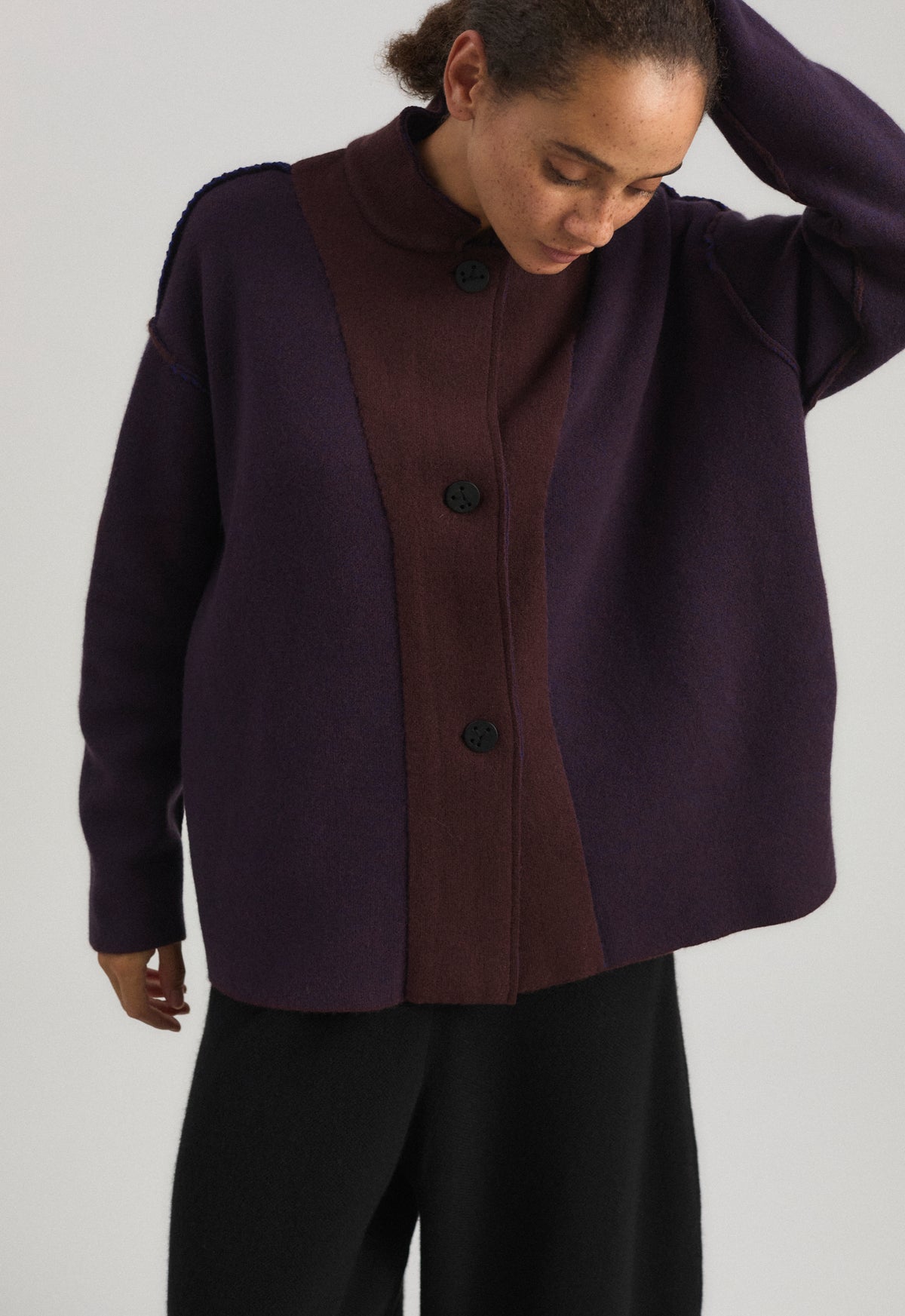 Wind Jacket in Carob & Ink