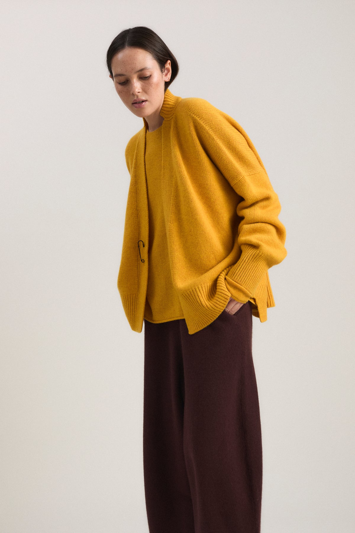 Aire Cardigan in Amber