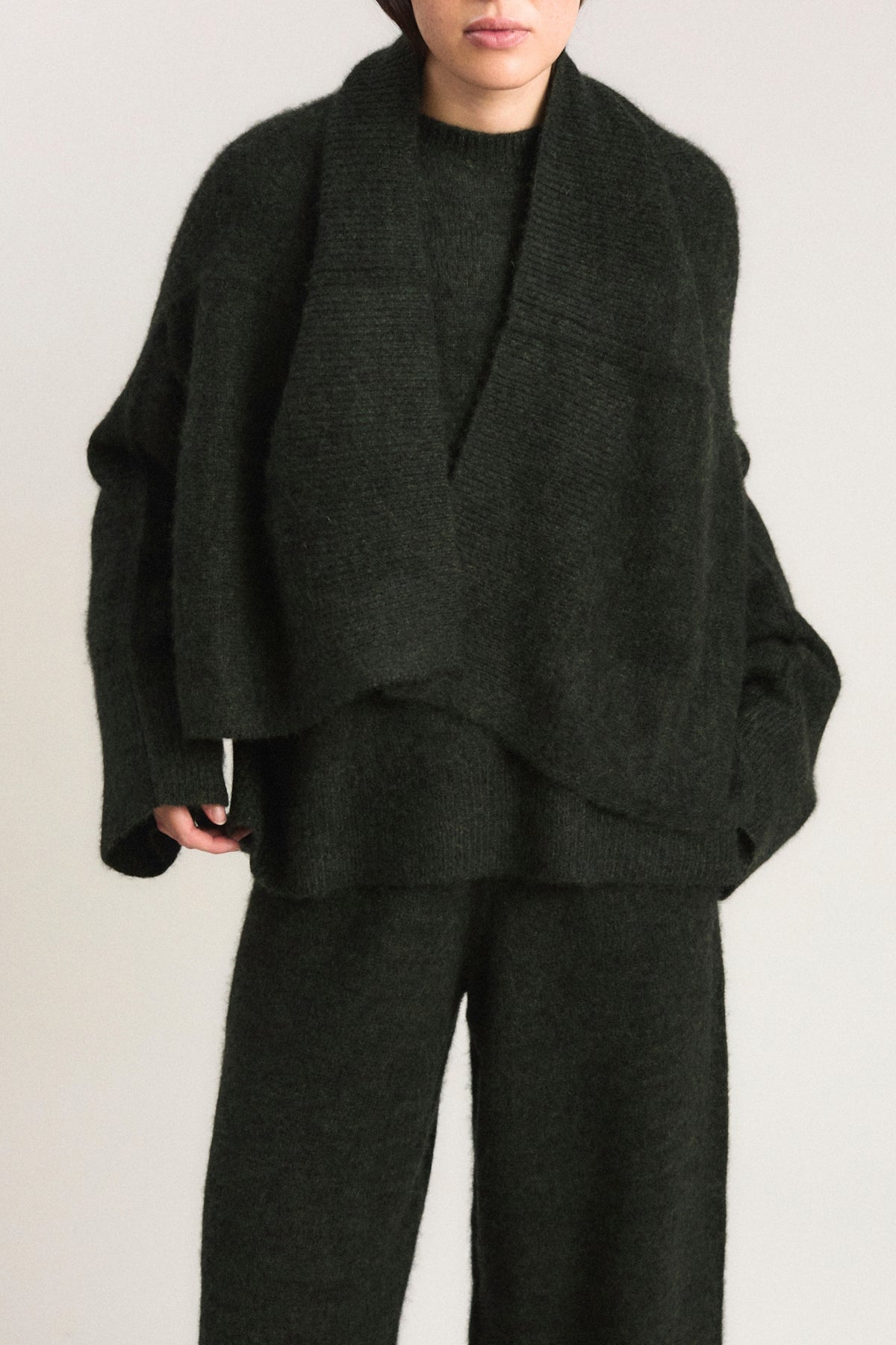 Sona Cardigan in Pine & Jet