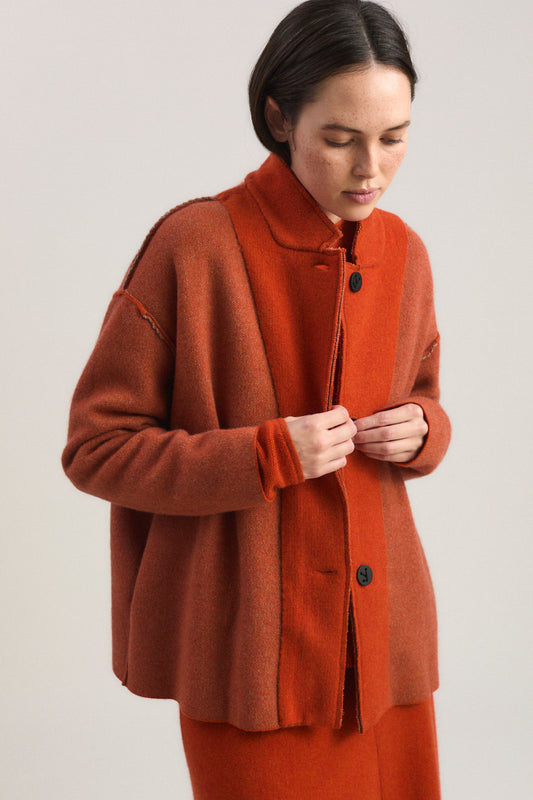 Wind Jacket in Fire & Taupe