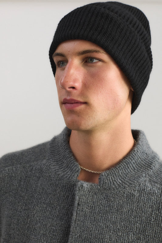 Sol Hat in Black