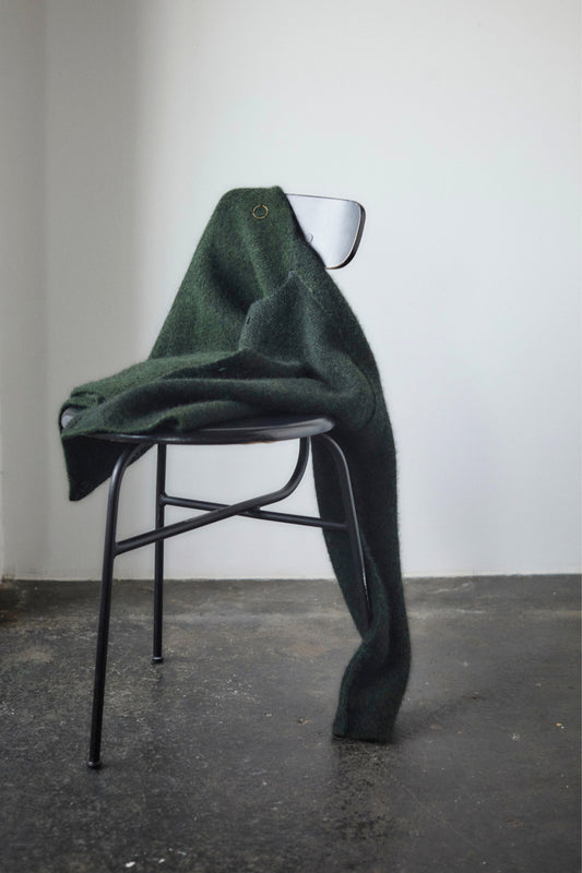 Loyo Jacket in Jet & Pine