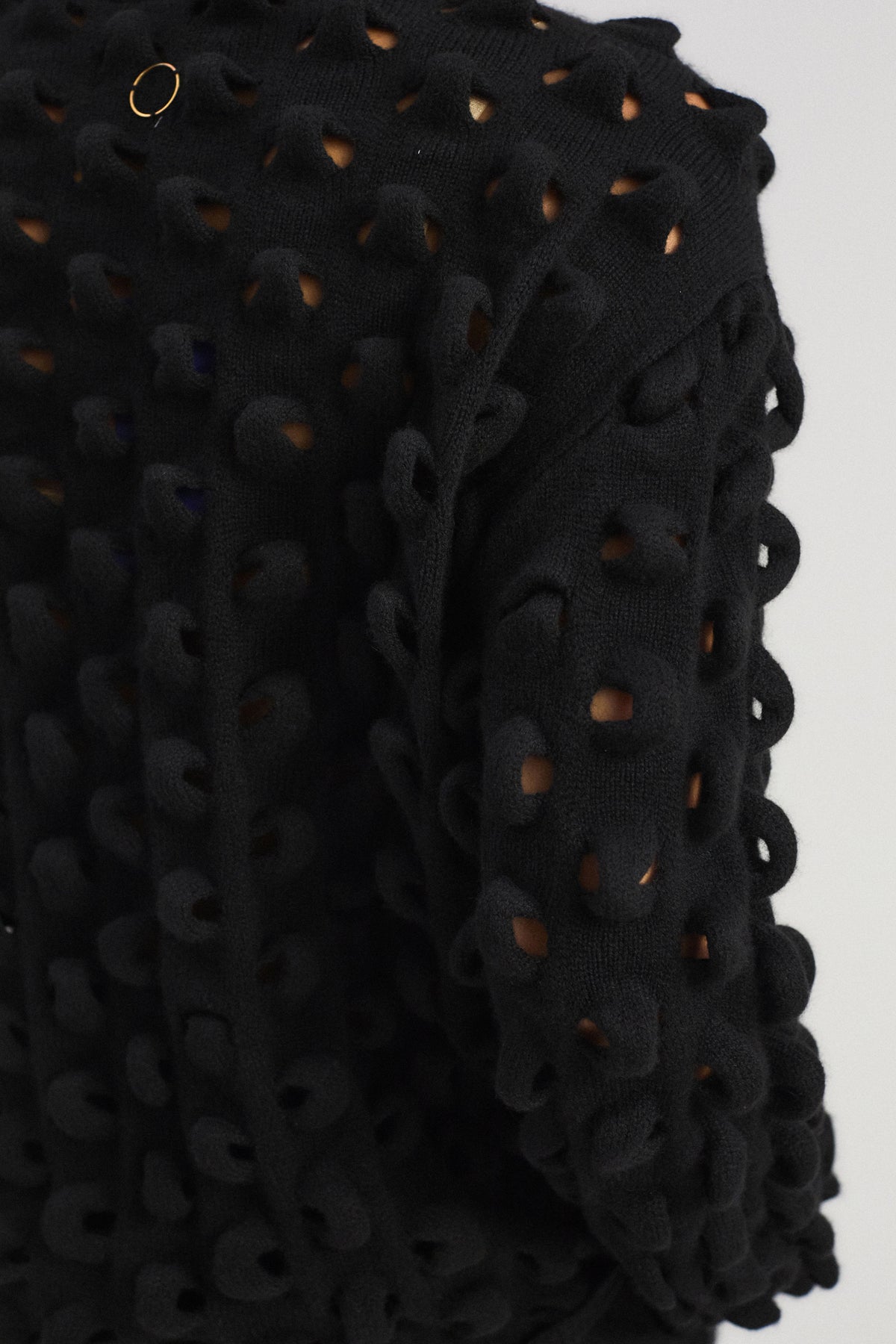Marui Sweater in Black