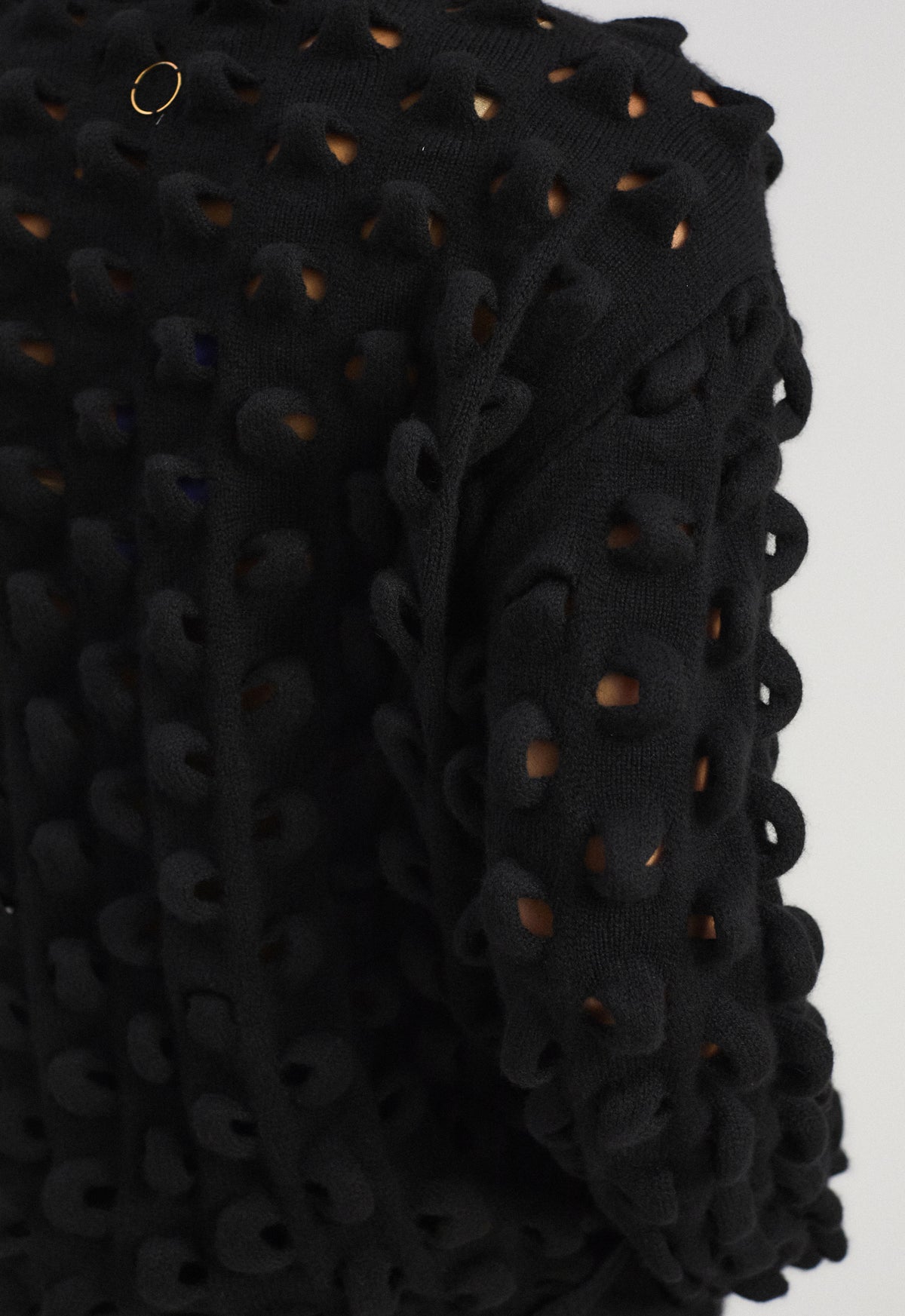 Marui Sweater in Black