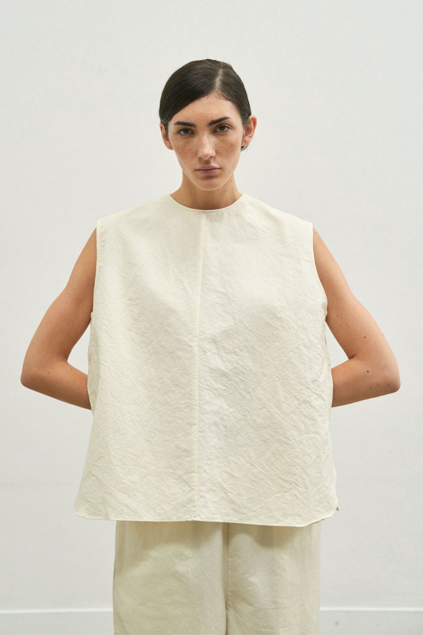 Still-Paper Top in Ivory