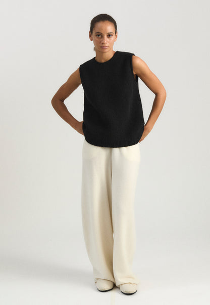 Botini Top in Black