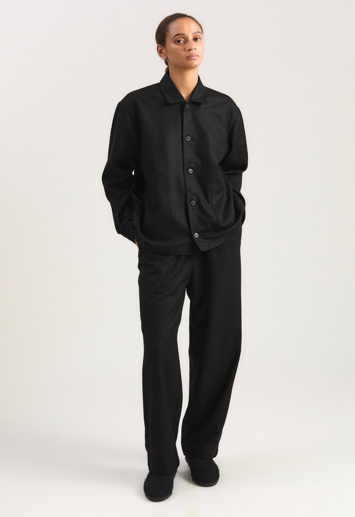 Isho Trousers in Nero