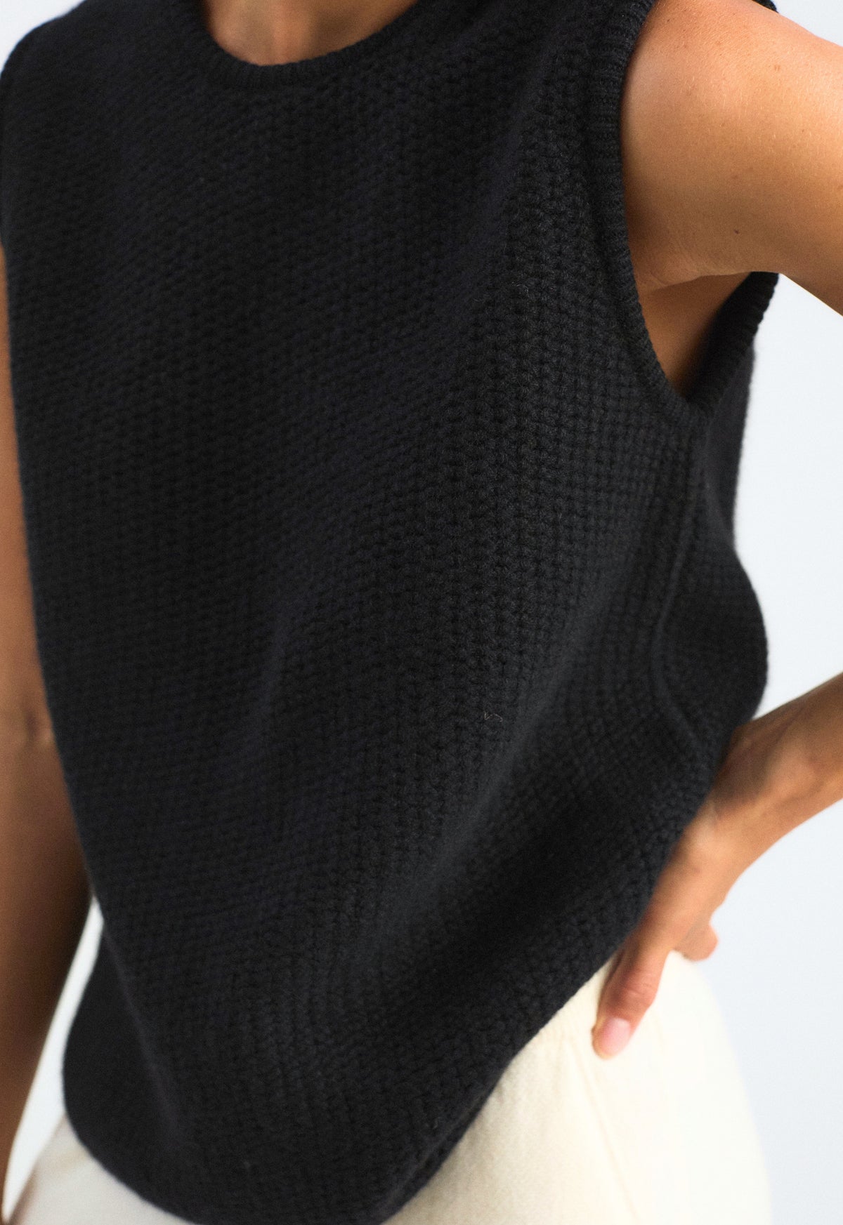 Botini Top in Black