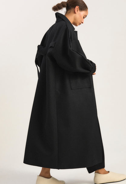 Shield Coat in Black