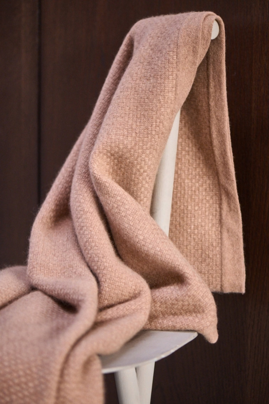 Oak Throw in Nutmeg