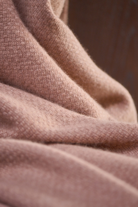 Oak Throw in Nutmeg