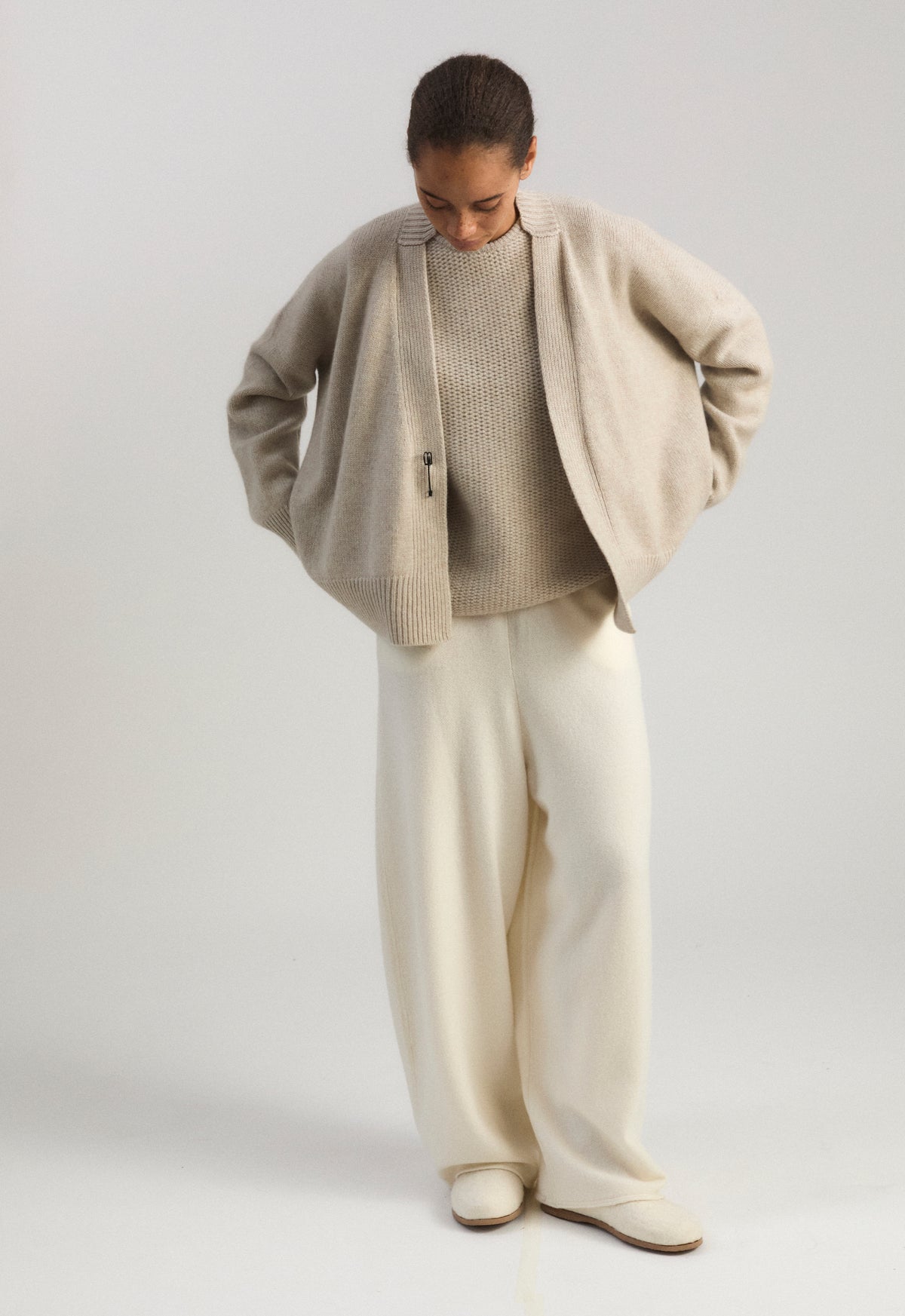 Aire Cardigan in Feather