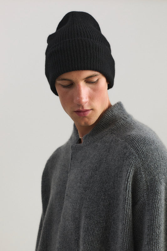Sol Hat in Black