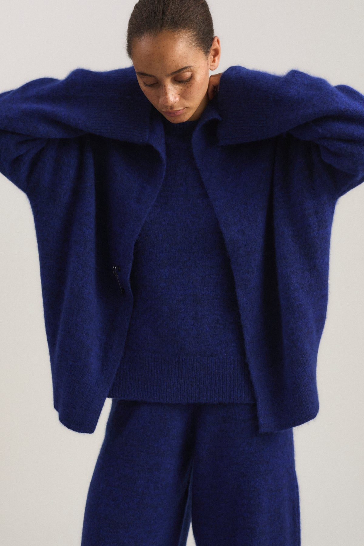 Sona Cardigan in Marine & Cobalt