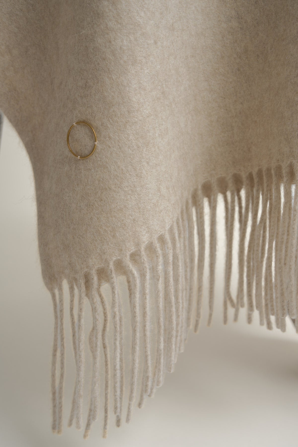 Uno Throw in Beige