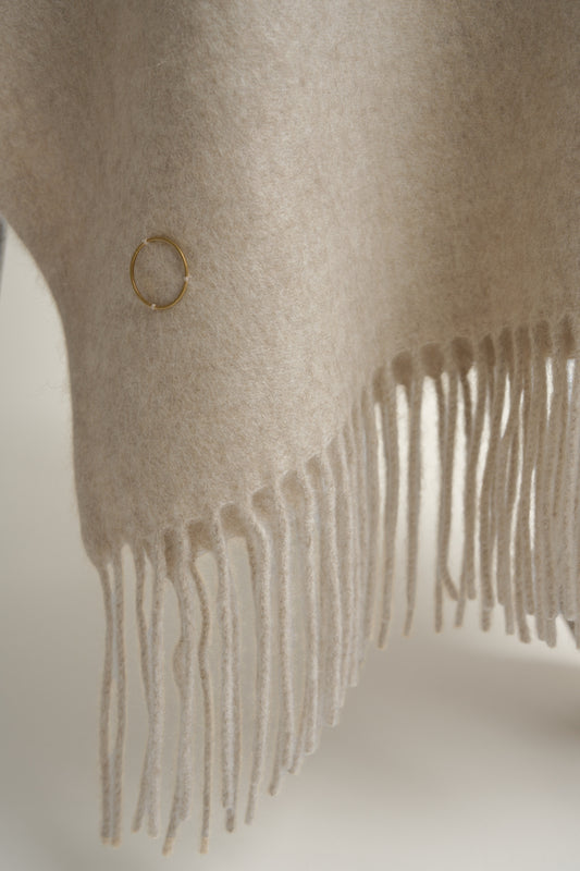 Uno Throw in Beige