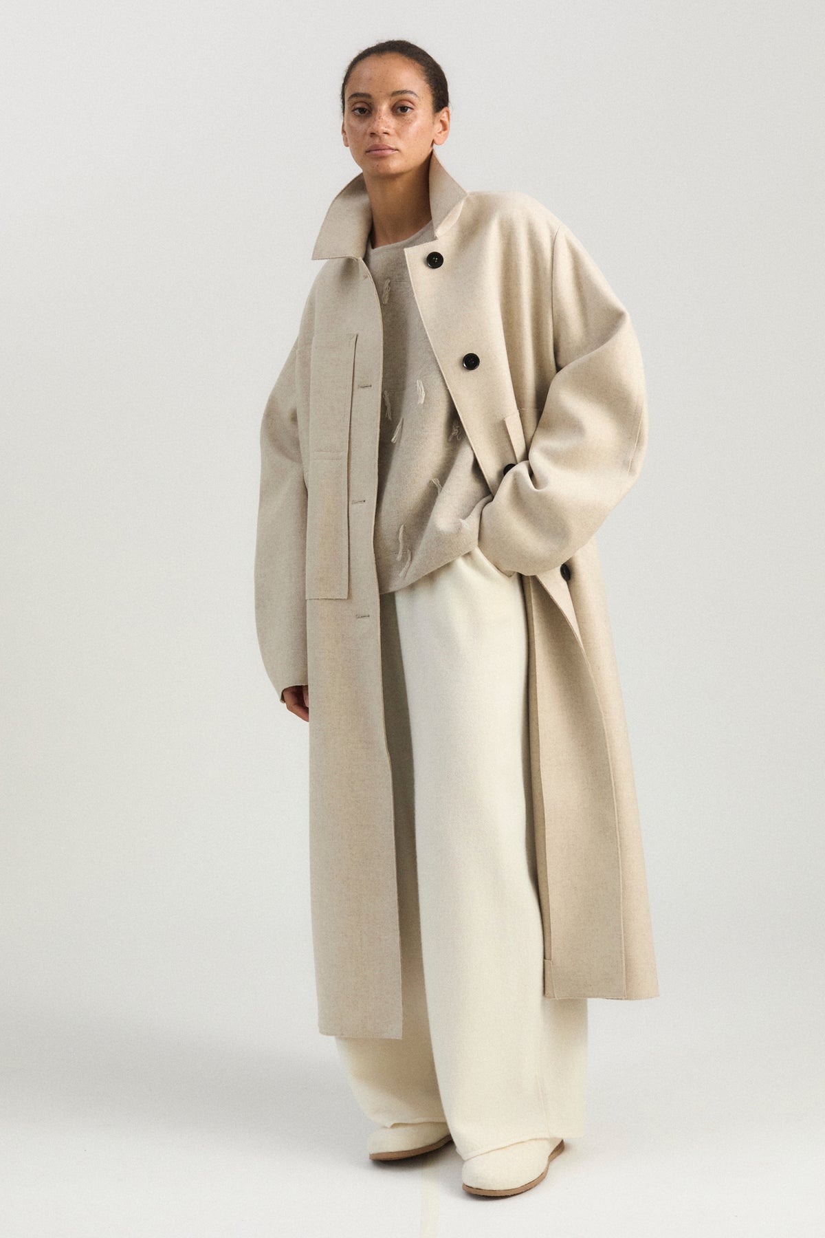 Shield Coat in Beige