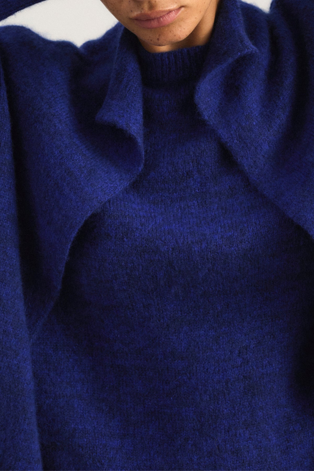 Sona Cardigan in Marine & Cobalt