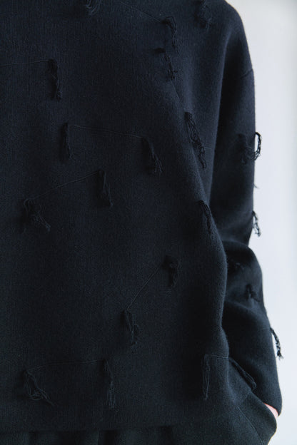 Kulan Sweater in Black