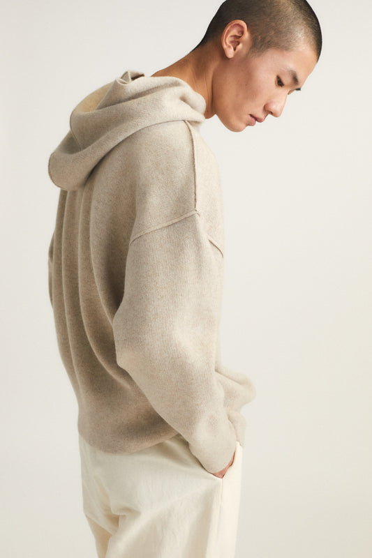 Seku Hoodie in Feather