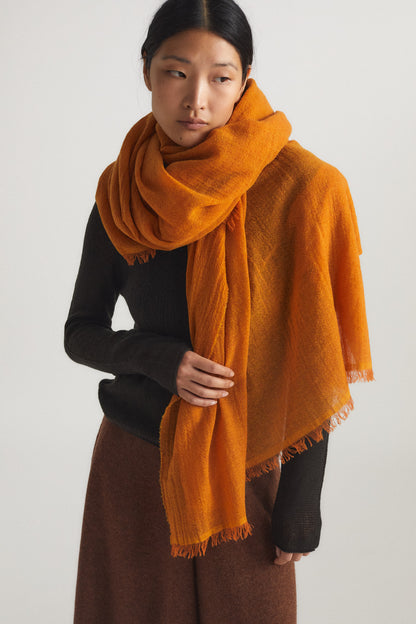 Esra Throw