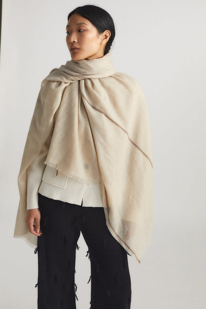 Komo Wrap in Beige