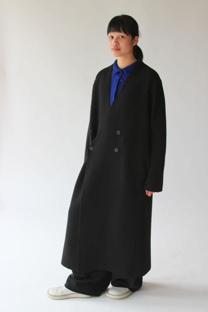 Tomegu Coat In Black
