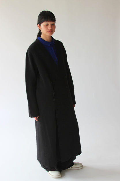 Tomegu Coat In Black