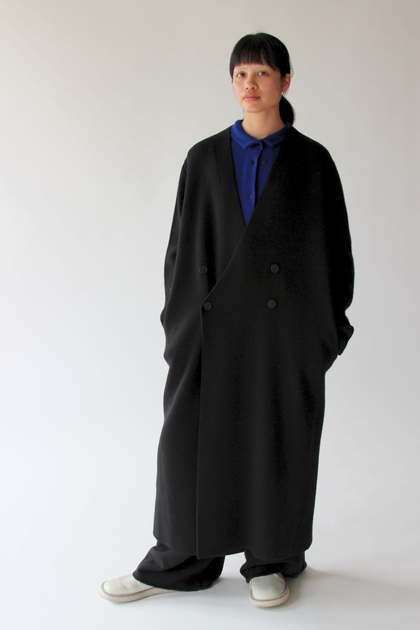 Tomegu Coat In Black