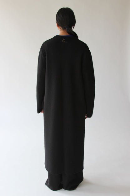 Tomegu Coat In Black