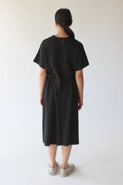 Place Dress in Black