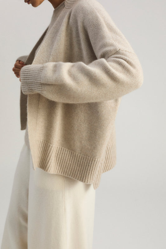 Aire Cardigan in Feather