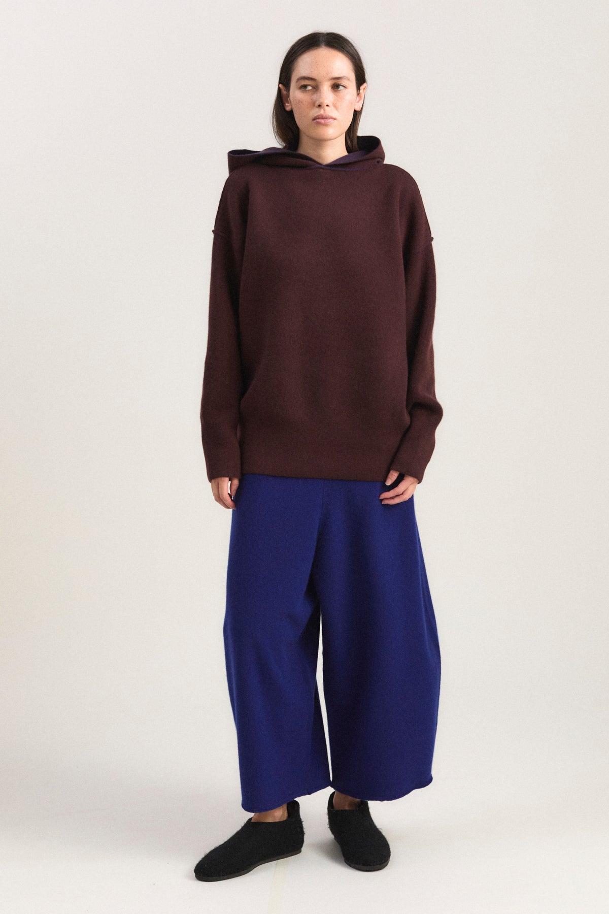 Seku Hoodie in Carob & Ink