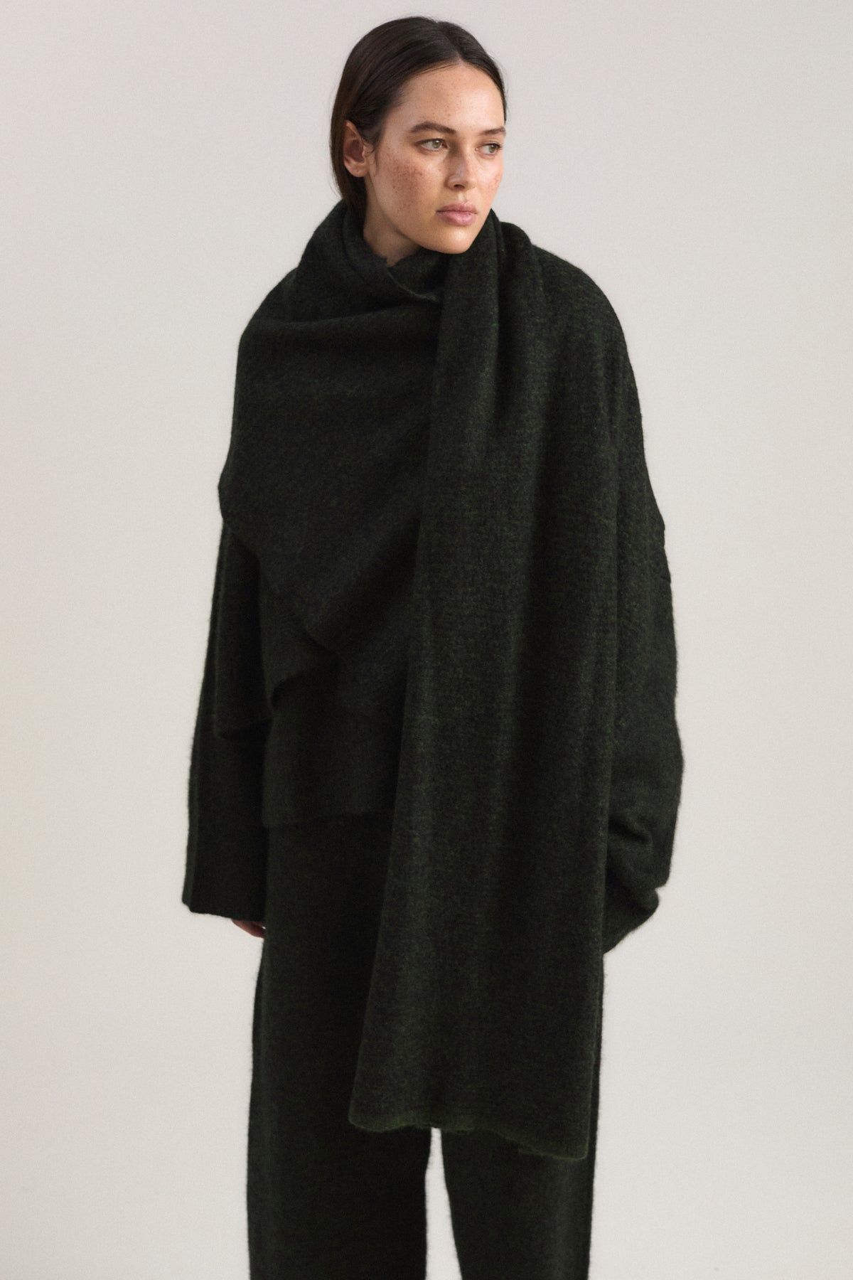 Duara Scarf in Pine & Jet