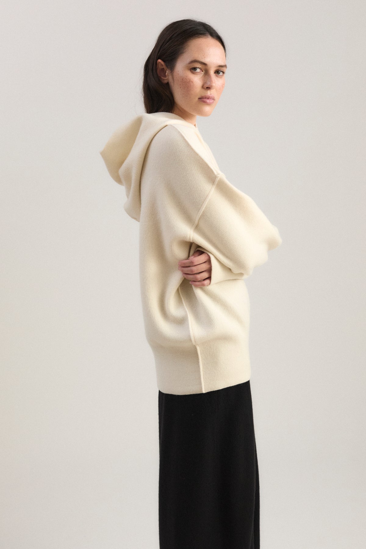 Seku Hoodie in Feather