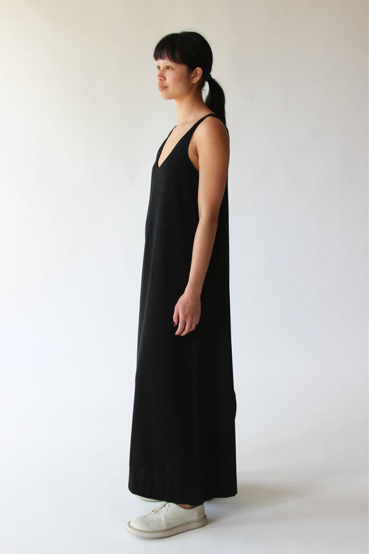 Quiet dress In Black