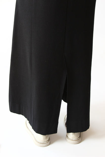 Quiet dress In Black