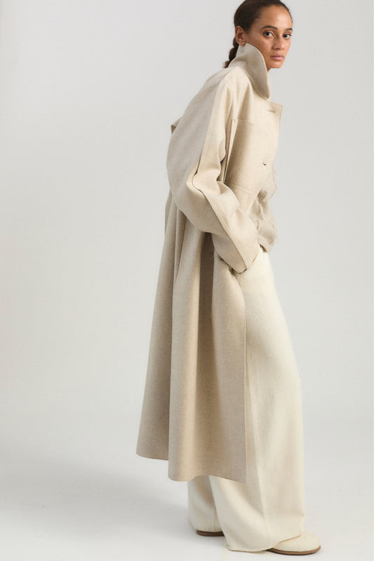 Shield Coat in Beige