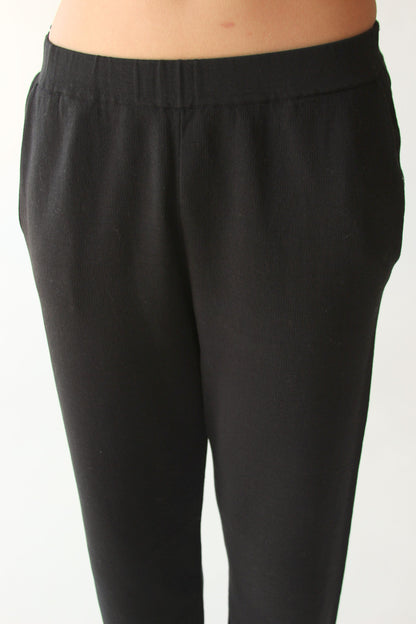 Tongro Trousers in Black