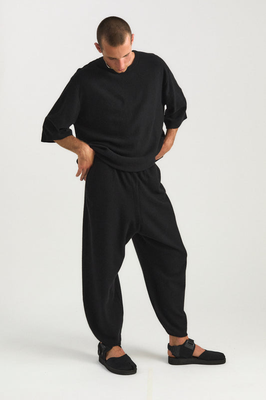 Tarn Top in Black