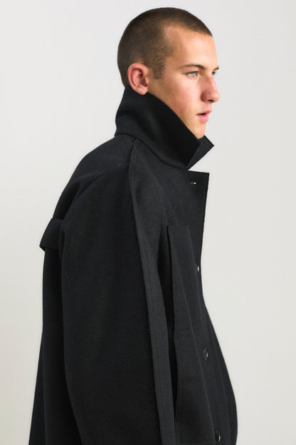 Shield Coat in Black