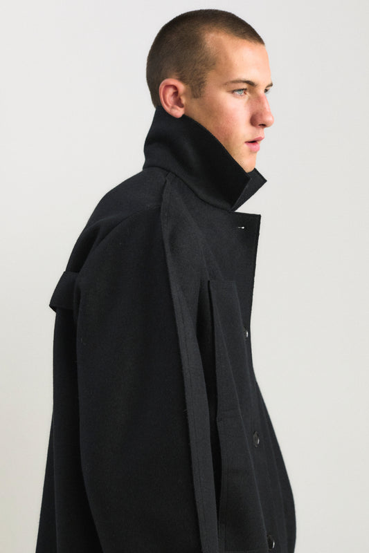 Shield Coat in Black