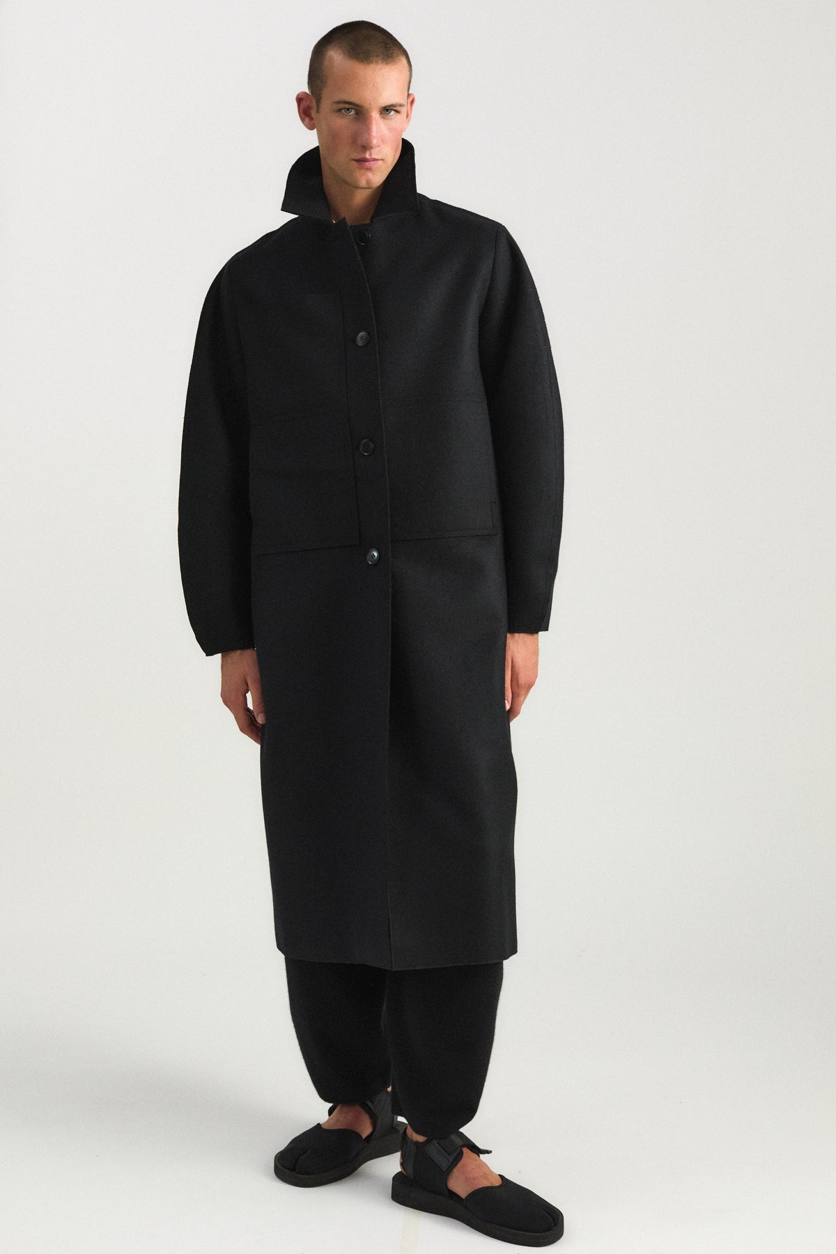 Shield Coat in Black