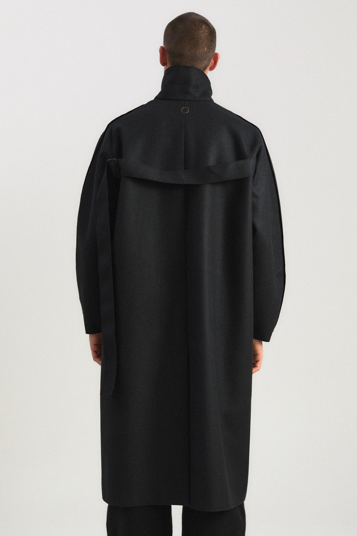 Shield Coat in Black