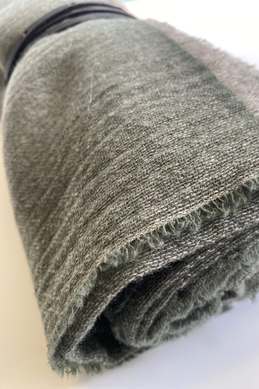 Esra Travel Throw