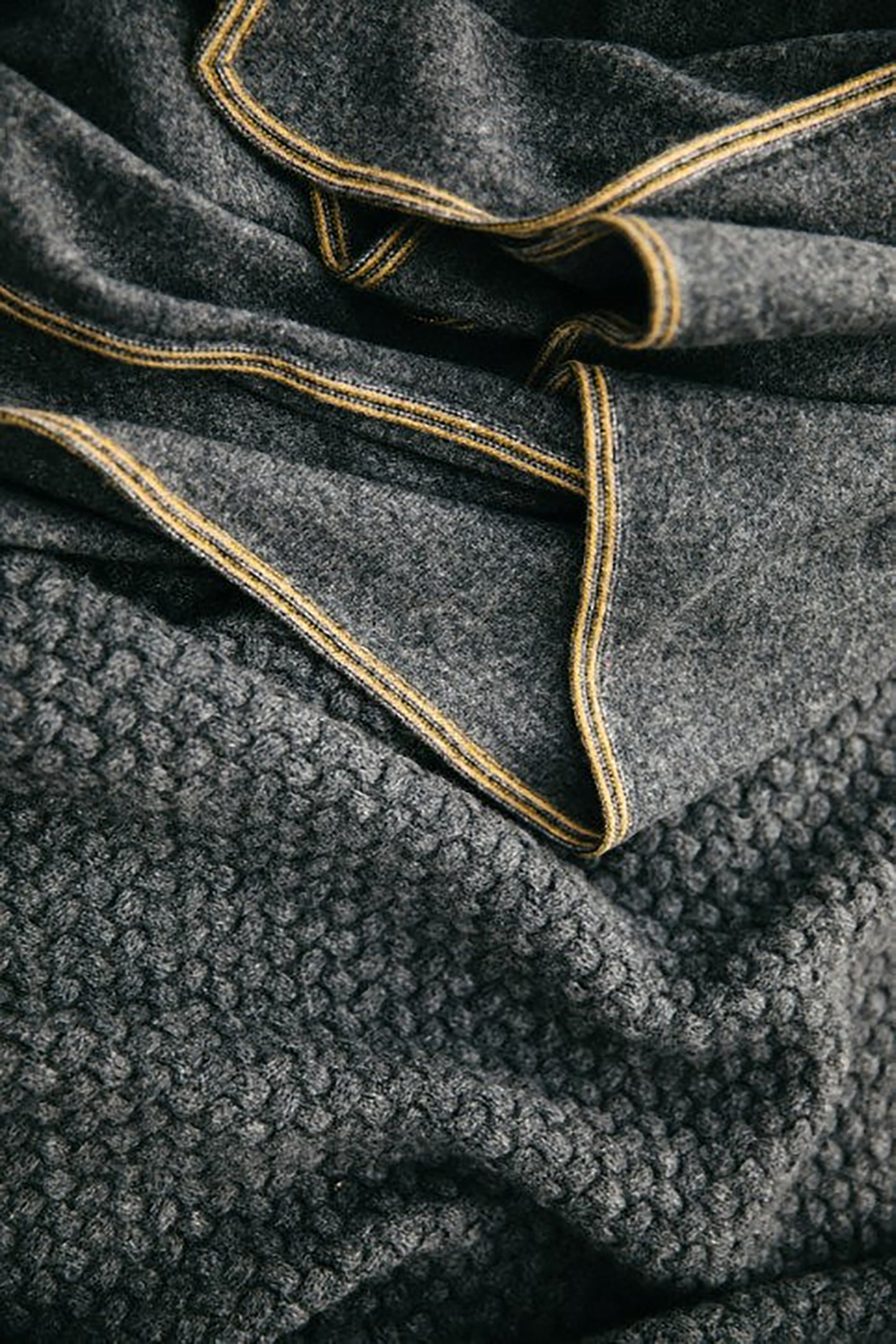 Toscani Cashmere Throw In Slate